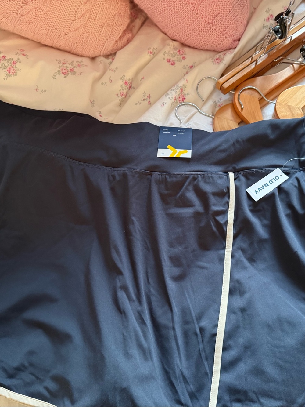 Old Navy Skort (Navy with White Trim and Subtle Shine